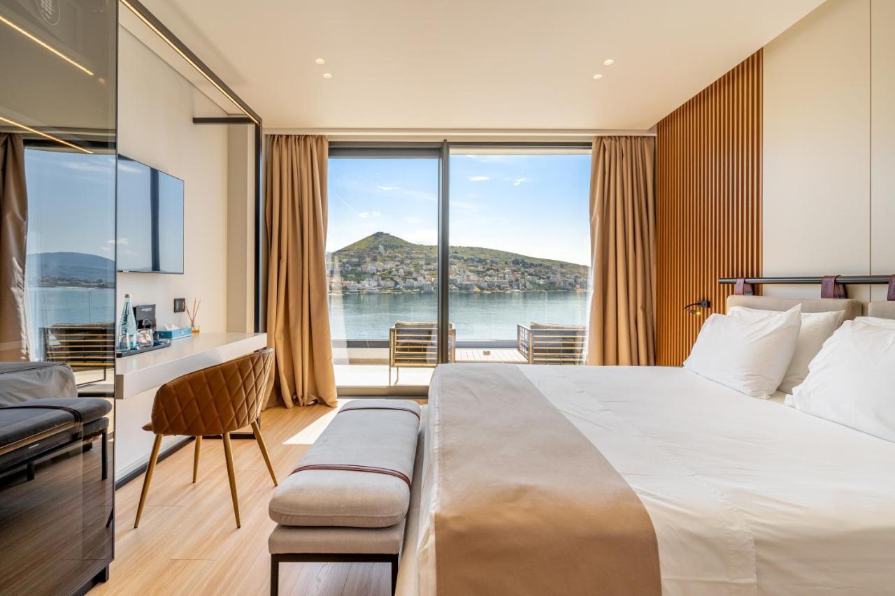 Yacht Premium Hotel Sarandë Eksteriør billede